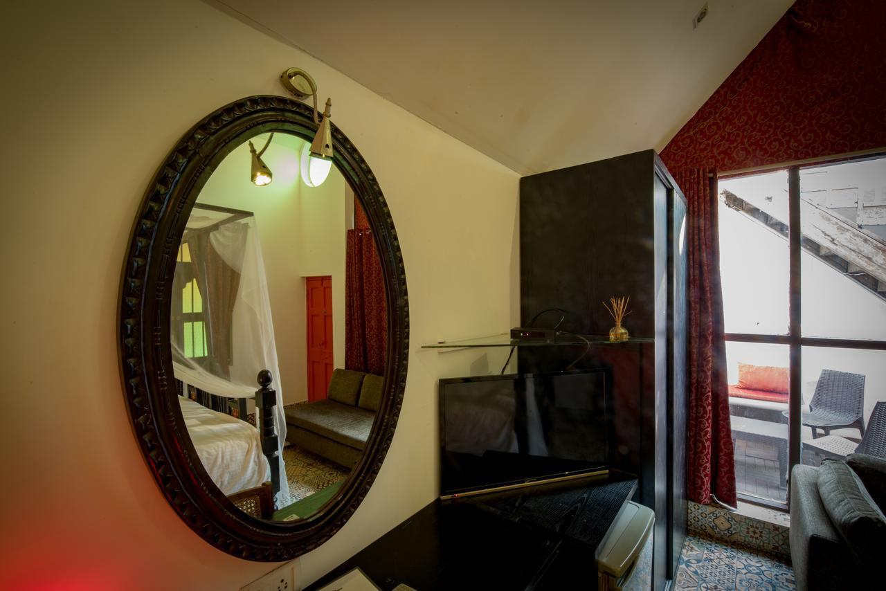 Waters Boutique Hotel By Spectrum Holiday GOA Esterno foto